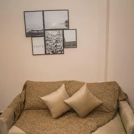 Guest house Four Seasons B Thessaloniki
