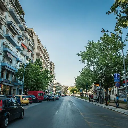 Four Seasons B Thessaloniki